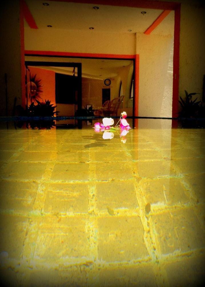 Hotel Piedras De Sol Solaris Morelos Tlaltizapán エクステリア 写真